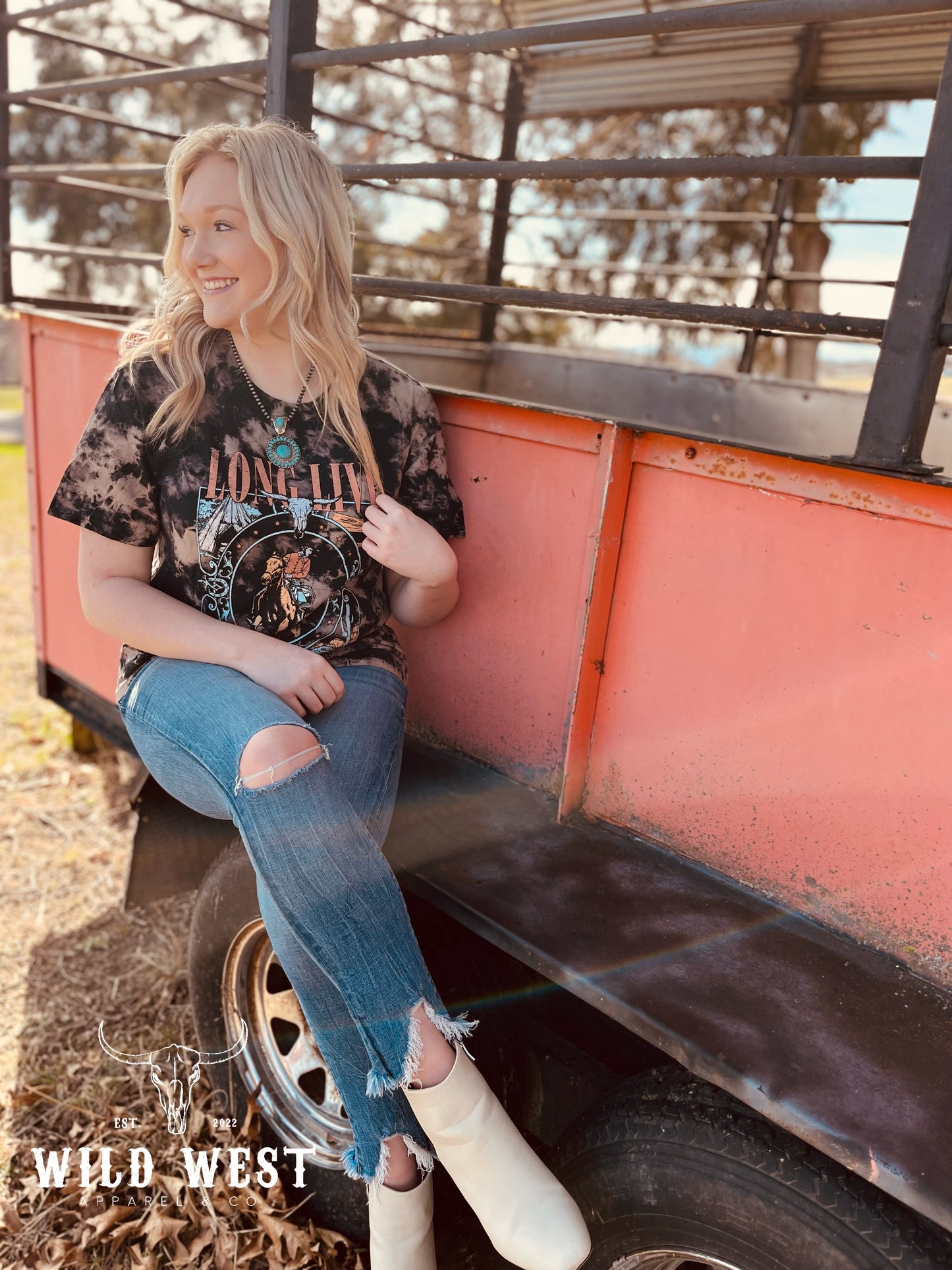 Long Live Western Graphic Tee